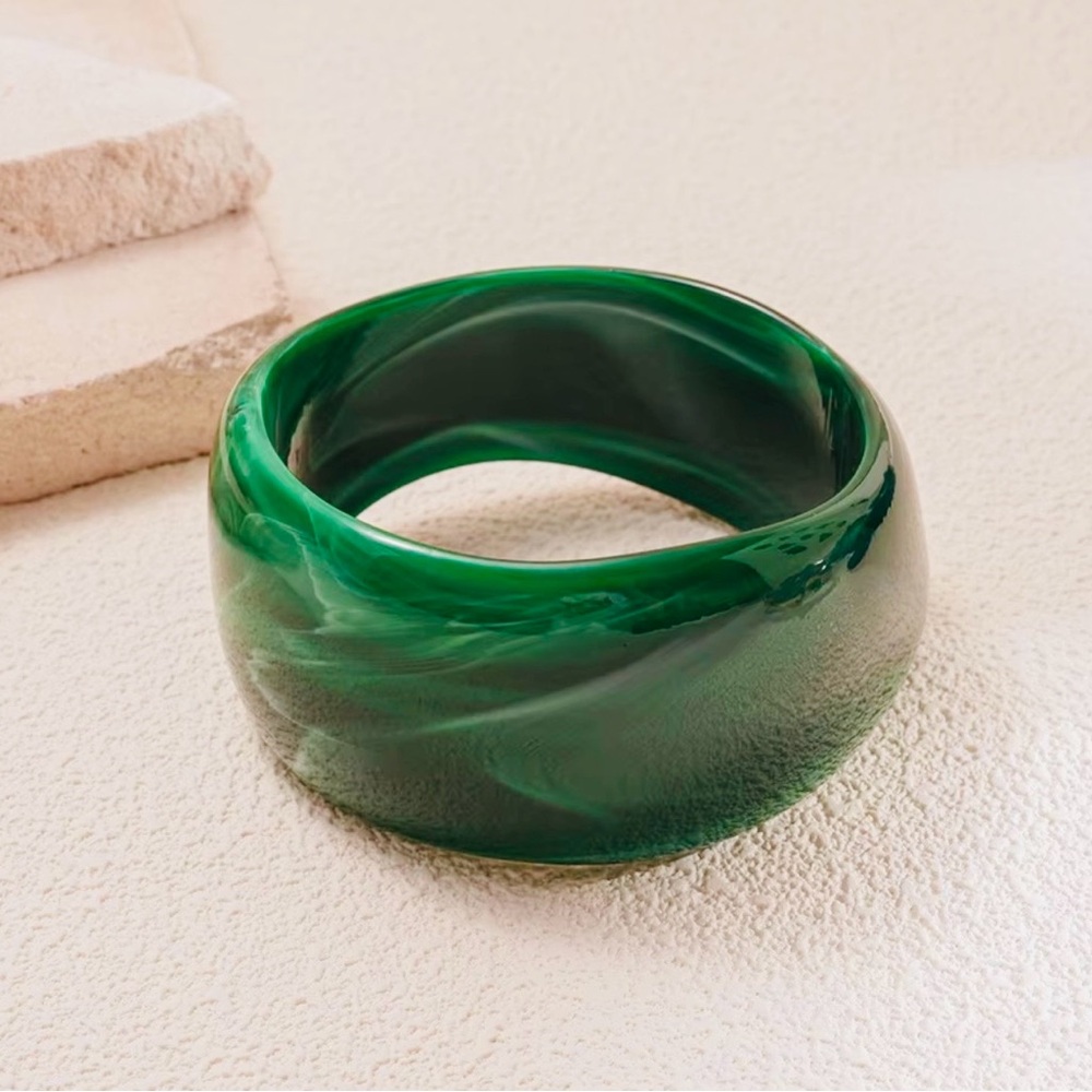 Chunky Bangle Bracelet
